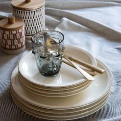 Maisons Du Monde Verres à Eau Gobelet Visage En Verre Teinté Gris - Lot De 6 -Verres Soldes Boutique gobelet visage en verre teinte gris 1000 1 9 207469 2