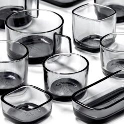 Serax Verres à Eau Verre Tumbler Large Gris Fumé D7cm -Verres Soldes Boutique verre tumbler large gris fume d7cm 3